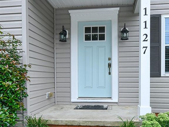 2nd image of 1127 W Northwood St