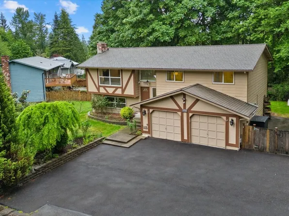 15912 174th Avenue NE, Woodinville, WA 98072