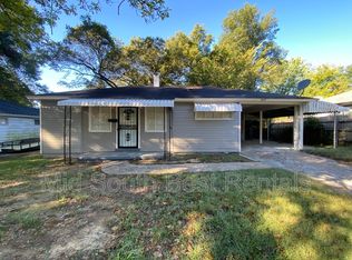 1819 Parnassus St, Memphis, TN 38108