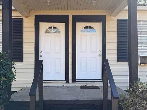 3rd image of 1103 Tacoma St