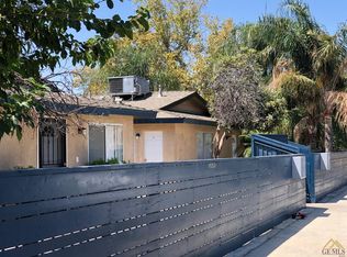 305 Crawford St, Bakersfield, CA