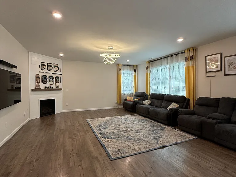 18444 139th St E — Photo 3