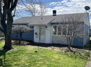 6721 Lindbergh Ave, Niagara Falls, NY 14304