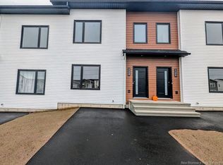 126 Ernest St, Dieppe, NB E1A 4T2