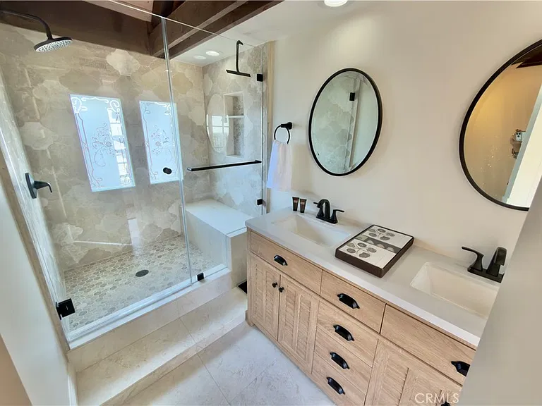 327 Aster St — Photo 42