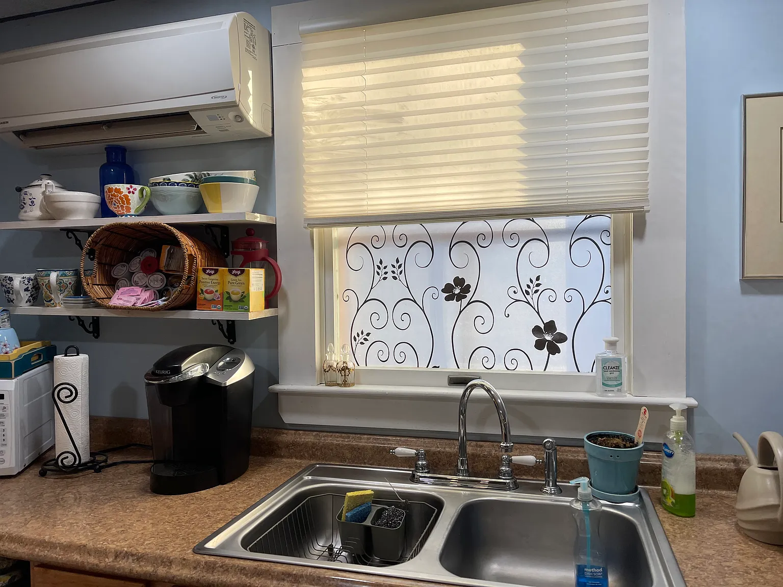 2 bed, 800 sqft, $1,800 — Photo 1