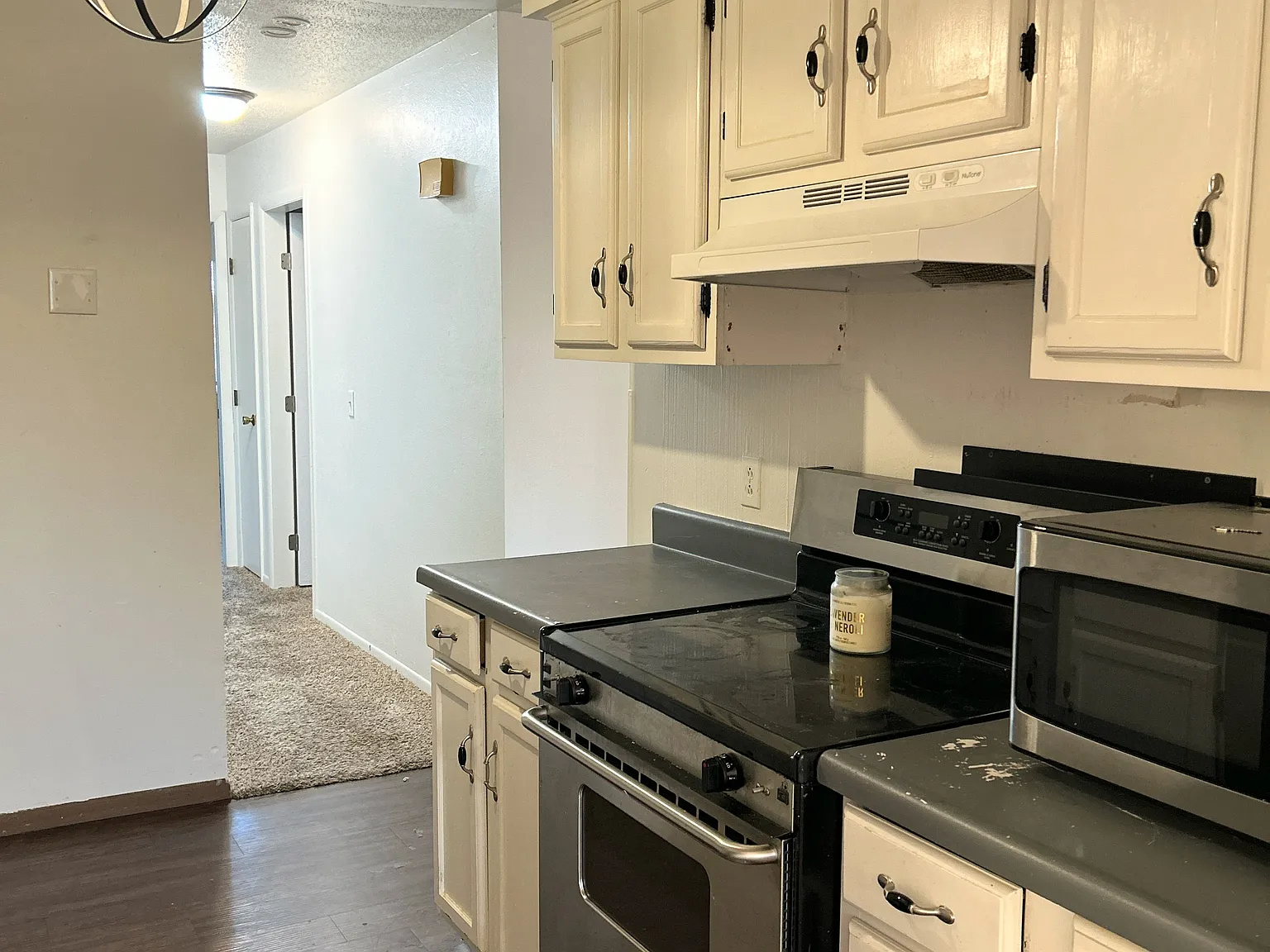 2 bed, 1000 sqft, $1,099 — Photo 4