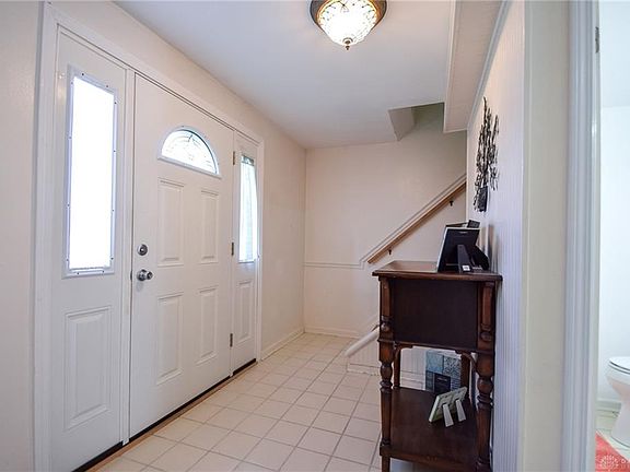 2nd image of 3106 Heritage Ct