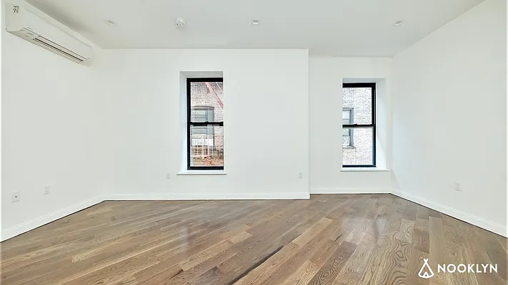 Rented by Nooklyn NYC LLC | media 77
