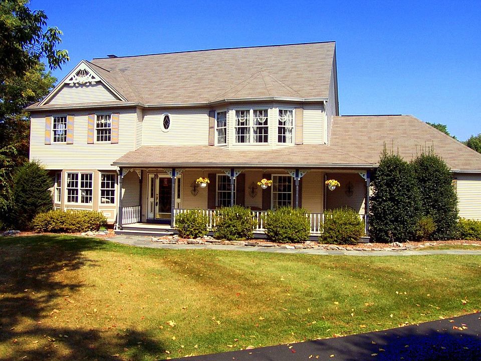 Country Setting w/Views