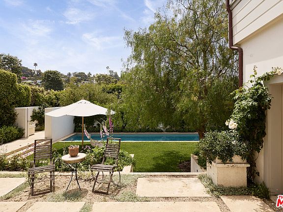 5th image of 239 W Channel Rd