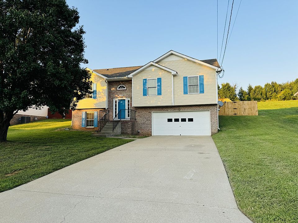 1st image of 1025 Persimmon Ct