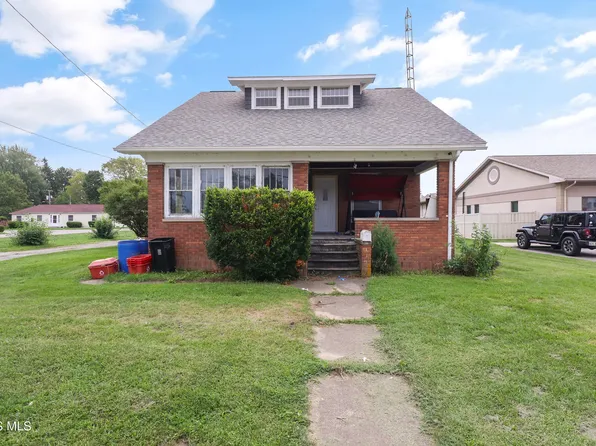 161 E Maumee Ave, Napoleon, OH 43545