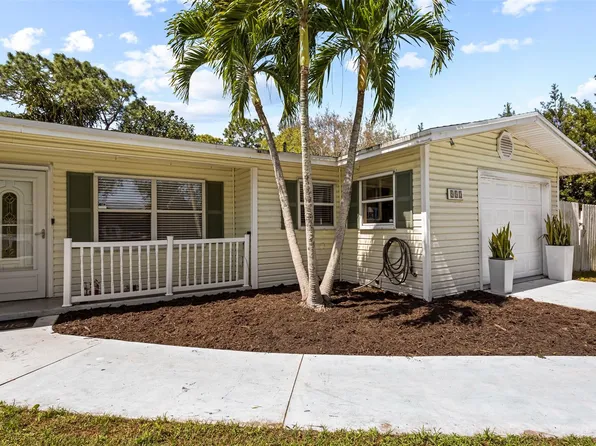 552 NW Avens Street, Port St Lucie, FL 34983