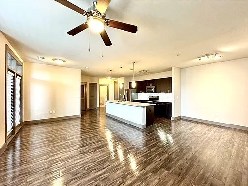 2033 S Gessner Rd #2105 Photo 1
