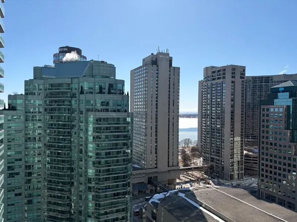 12 Yonge St, Toronto, ON