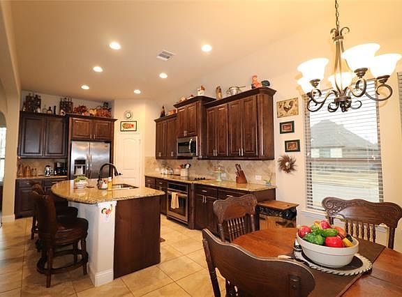 3rd image of 12420 Charter Creek Dr