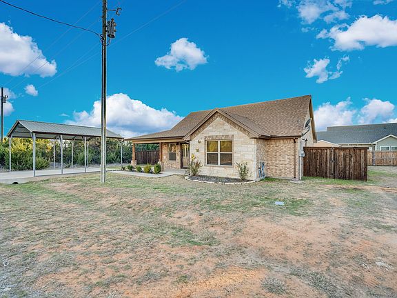 4th image of 2224 Woodcrest Trl