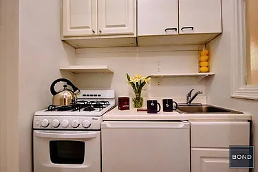 Rented by Bond New York