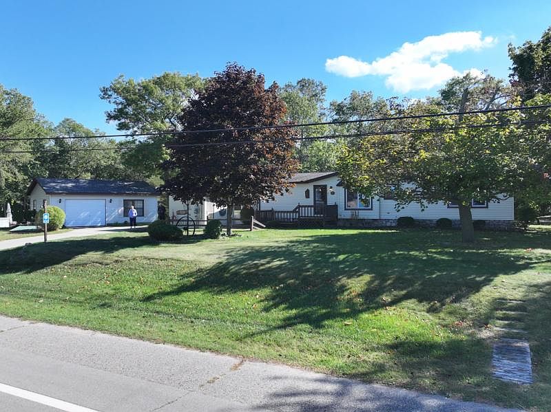 1st image of 4367 Port Austin Rd