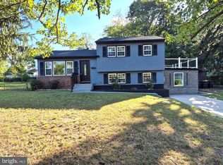 814 Aston Martin Dr, Lindenwold, NJ 08021