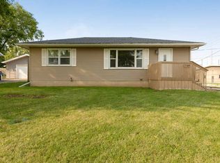 1102 Stratford Ave, Waterloo, IA 50701