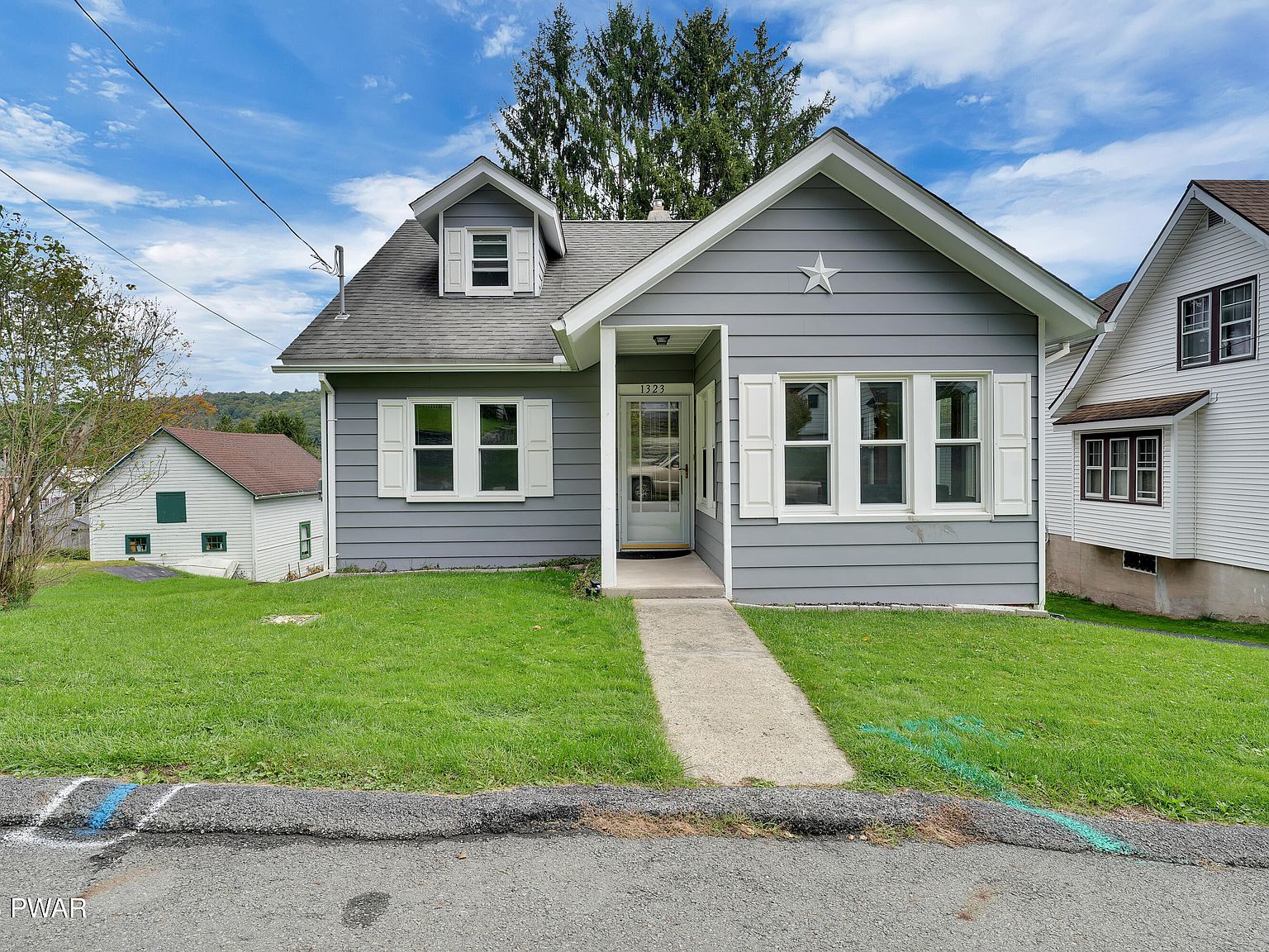 1323 Hillside Ave, Honesdale, PA 18431 Zillow