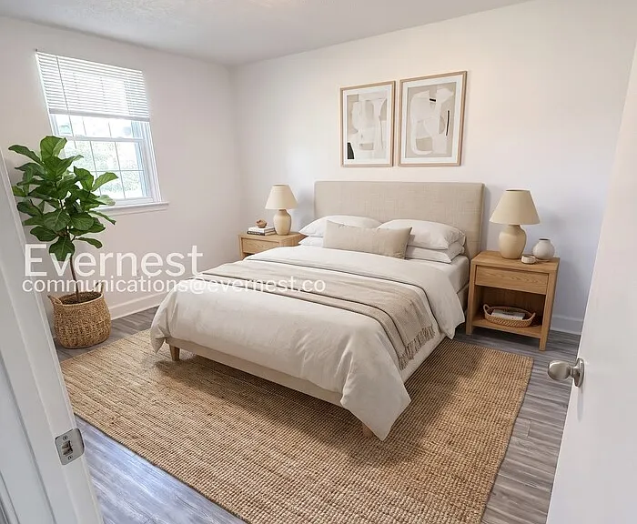 1114 N Graycroft Ave — Photo 3