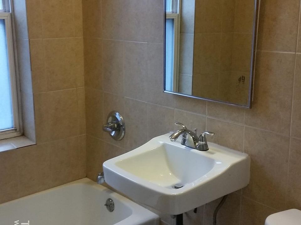 1st image of 2712 N Milwaukee Ave APT 317