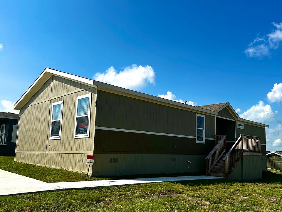 1st image of 381 Dunn Dr #112