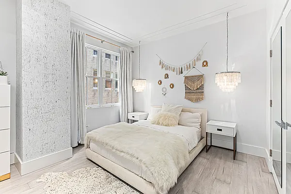 Sold by Compass | media 8