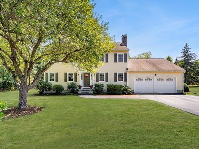 38 Christmas Tree Circle, Bedford, NH, 03110