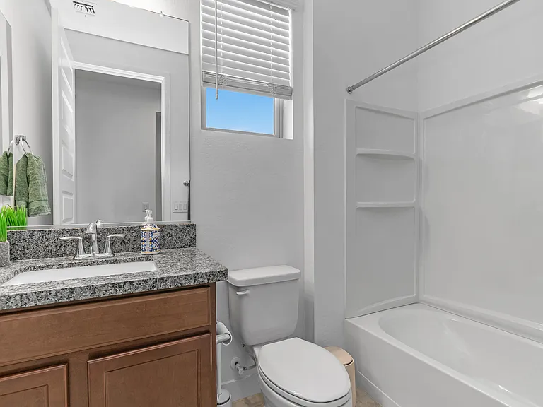 16159 S 177th Dr — Photo 3