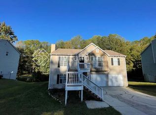 7360 Hunters Ridge Dr, Douglasville, GA 30134