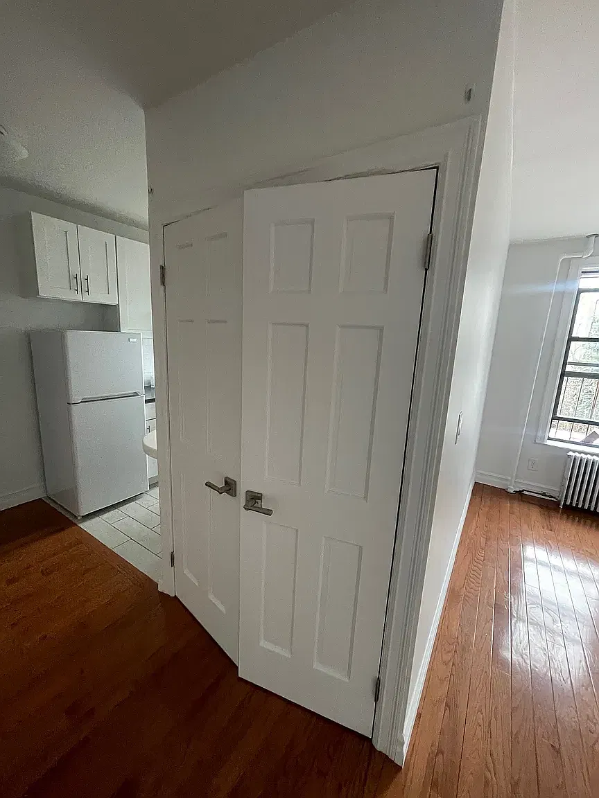 56 Jewel Street — Photo 4