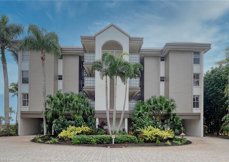 1st image of 635 E Gulf Dr Unit B101