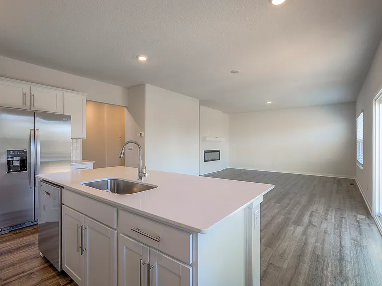 1621 Maci St — Photo 16