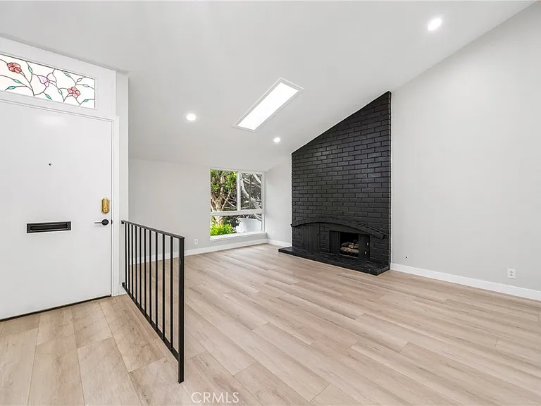 9374 Fleetwood St — Photo 4