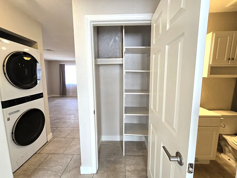 4300 N Lamont St #291 — Photo 15