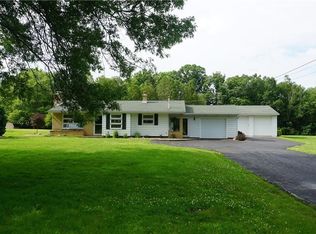 5249 Hayes Rd, Ravenna, OH 44266