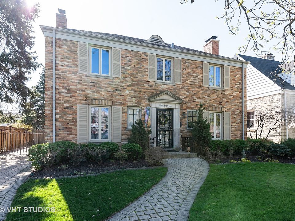 1st image of 6061 N Forest Glen Ave