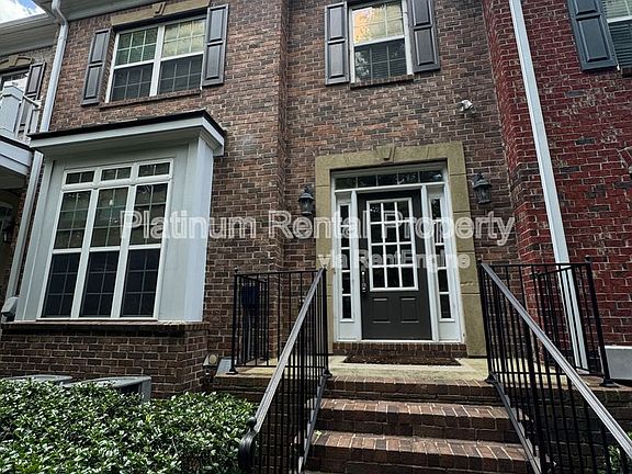 3rd image of 3206 Buck Way