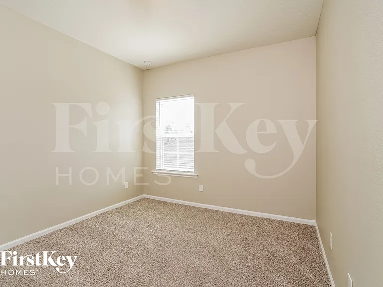 2316 Eagle Talon Cir — Photo 10