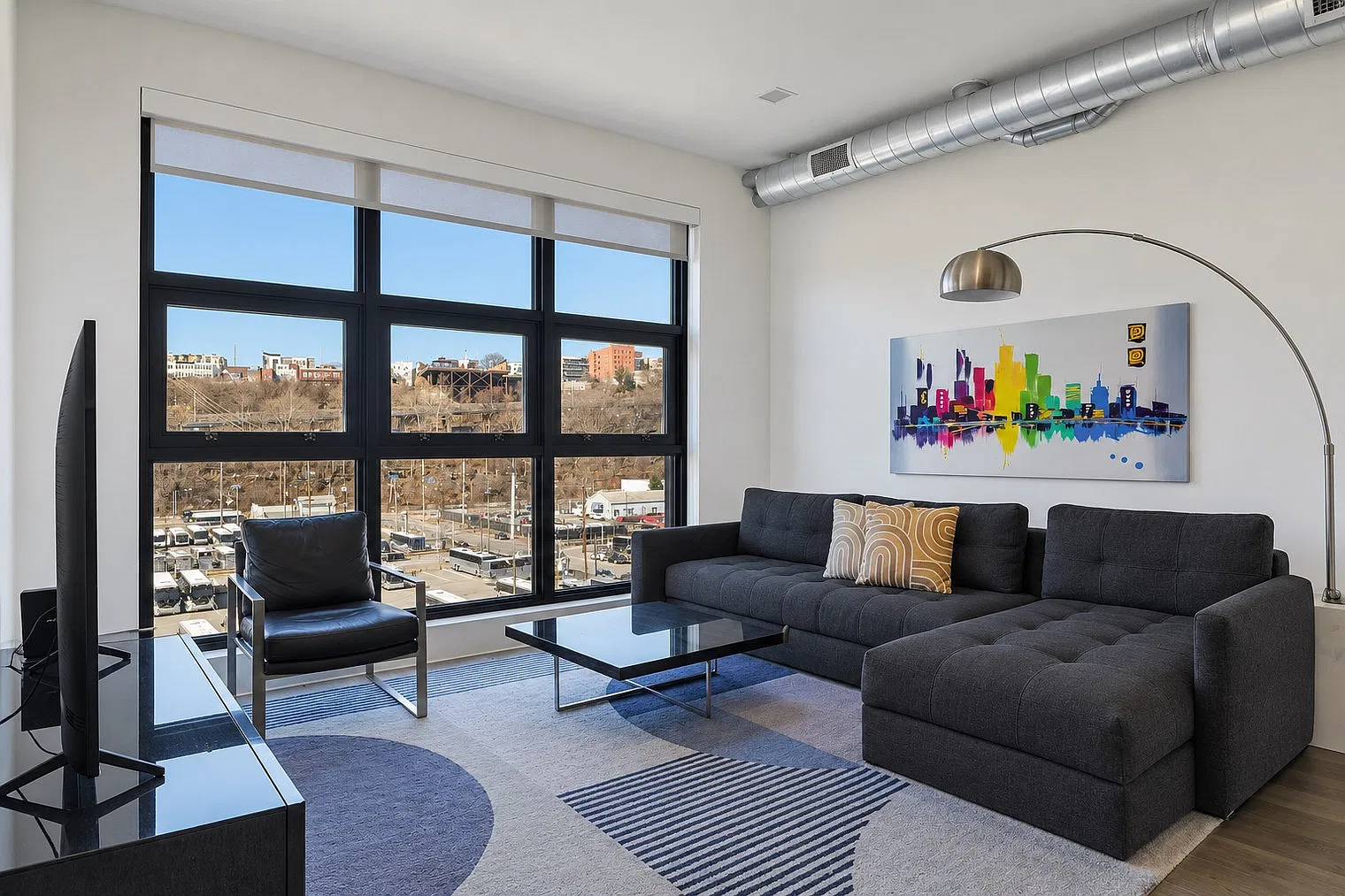 2 bed, 2.0 bath, $7,783 — Photo 1