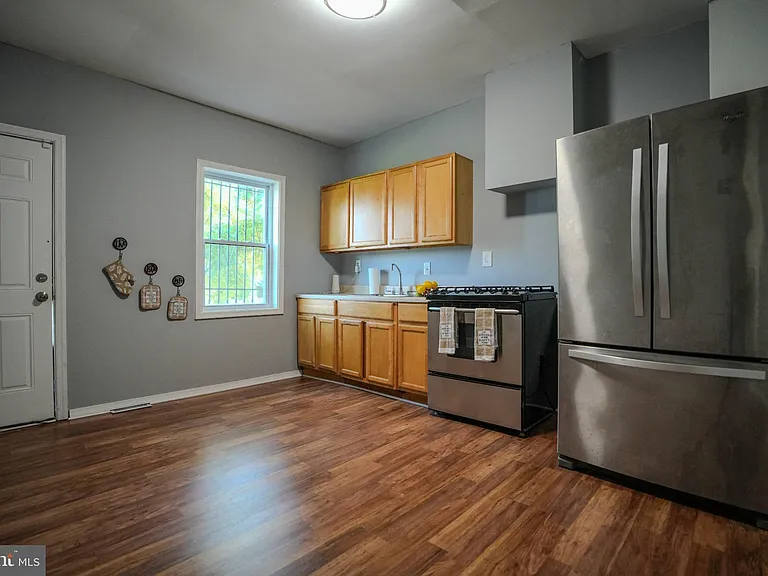 1603 E Lanvale St — Photo 6