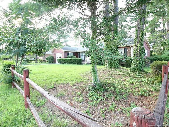 3rd image of 331 Bartow Dr
