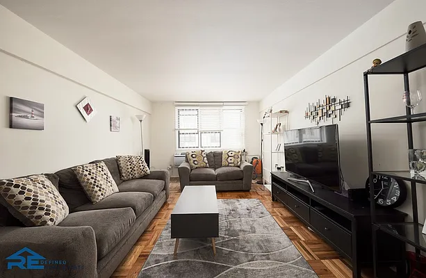 Sold by Redefined Real Estate | media 14