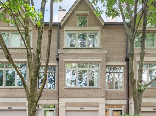 2727 N Greenview Ave #A, Chicago, IL 60614