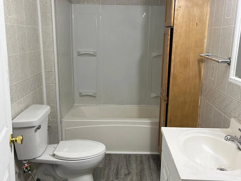 1625 E Waid Ave — Photo 6