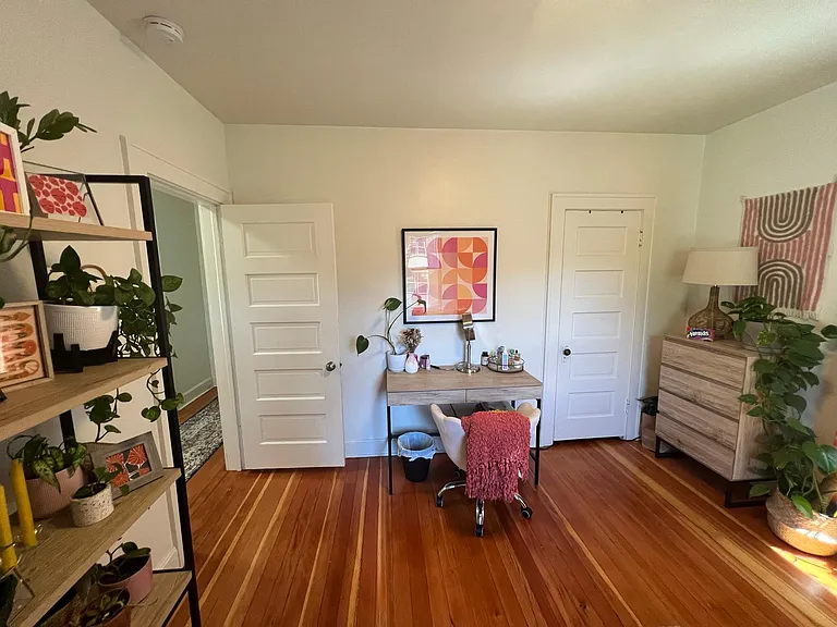 531 Federal Ave E — Photo 21